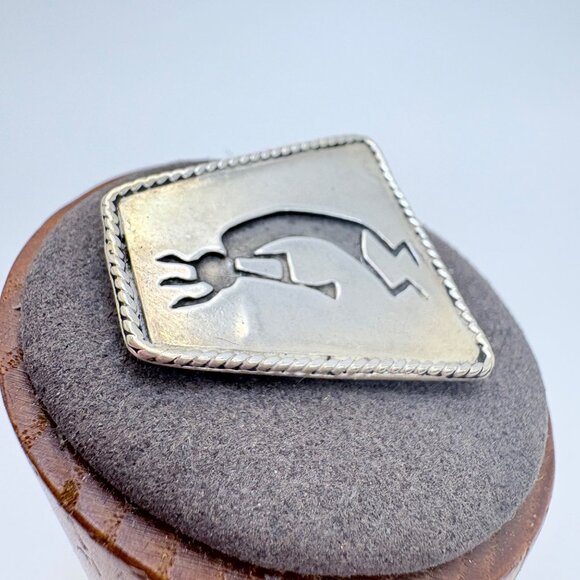 VTG Solid Sterling Silver 925 Kokopelli Trapezoid Brooch Size 1" Length - Picture 3 of 9